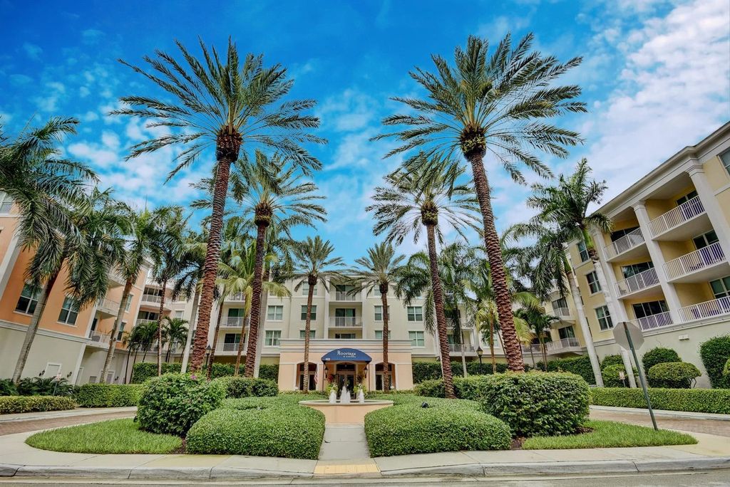 804 E Windward Way 103, Lantana, FL 33462