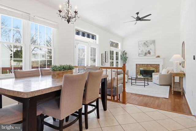 13566 COBRA DR, Herndon, VA 20171