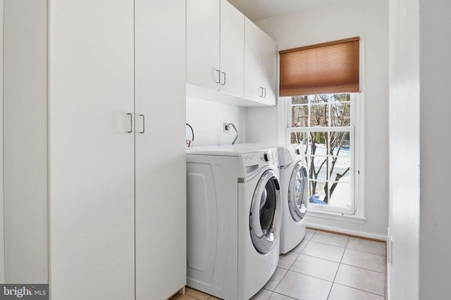 13566 COBRA DR, Herndon, VA 20171