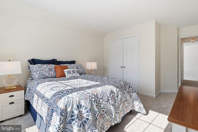 13566 COBRA DR, Herndon, VA 20171