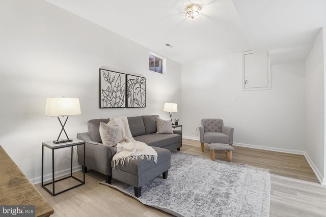 13566 COBRA DR, Herndon, VA 20171