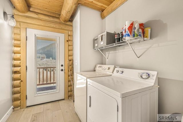 32 Valley View Circle, Irwin, ID 83428