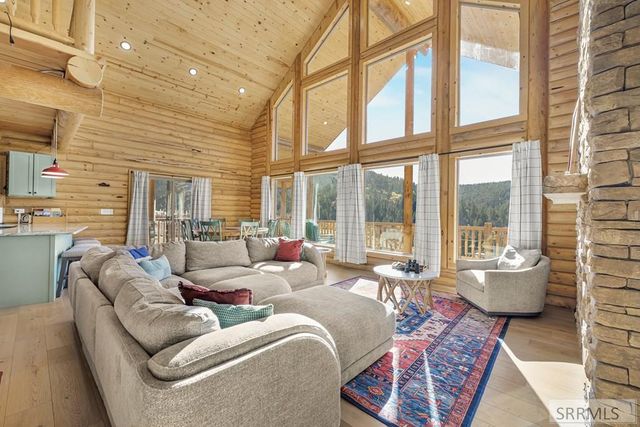 32 Valley View Circle, Irwin, ID 83428