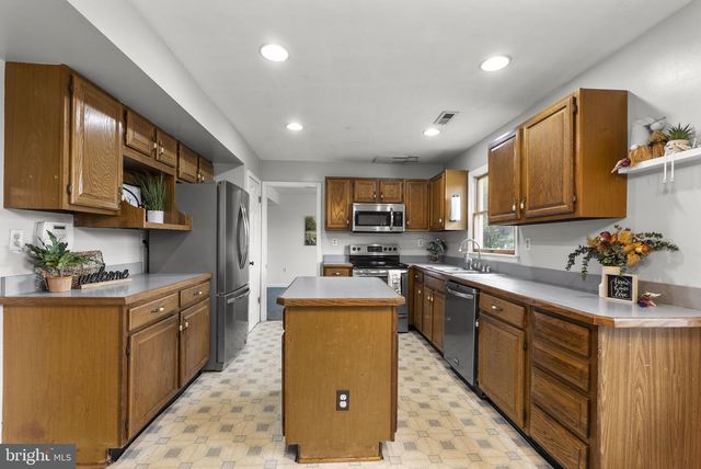 3050 HOOPER RD, New Windsor, MD 21776