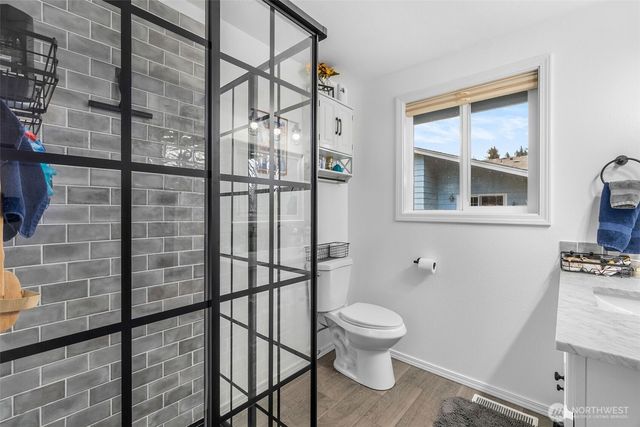 2305 Lilac SE, Lacey, WA 98503