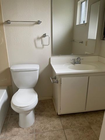 115 Pulsar Cir, Sacramento, CA 95822