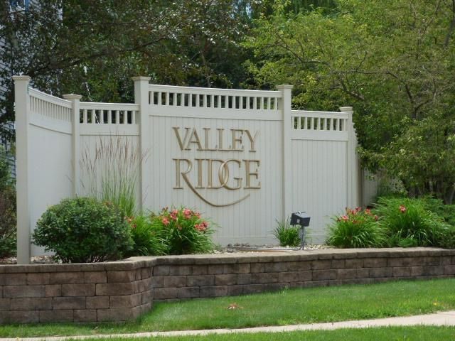 1201 Velvet Leaf Drive, Madison, WI 53719