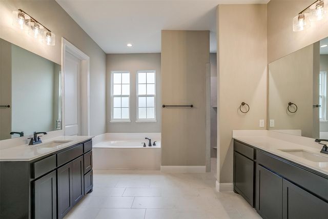 991 Hulen, Crowley, TX 76036