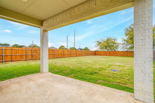 991 Hulen, Crowley, TX 76036