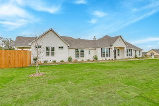 991 Hulen, Crowley, TX 76036