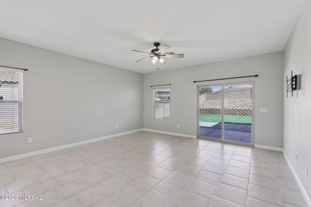 264 W Sg Posey Street, Vail, AZ 85641