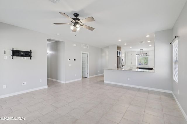 264 W Sg Posey Street, Vail, AZ 85641