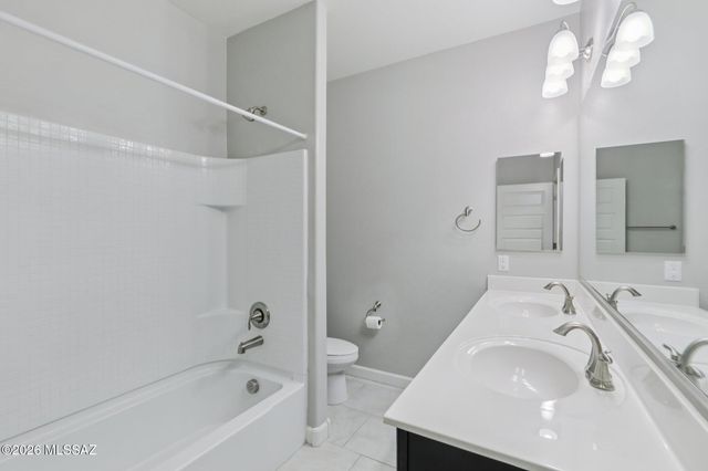 264 W Sg Posey Street, Vail, AZ 85641