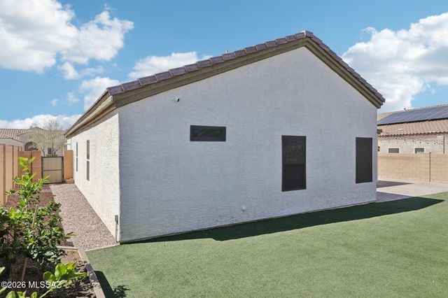 264 W Sg Posey Street, Vail, AZ 85641