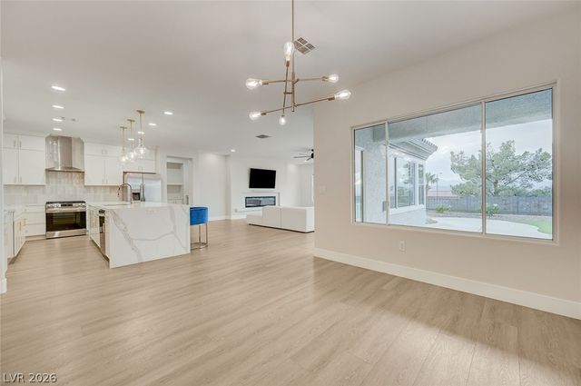 2099 Mountain City Street, Henderson, NV 89052