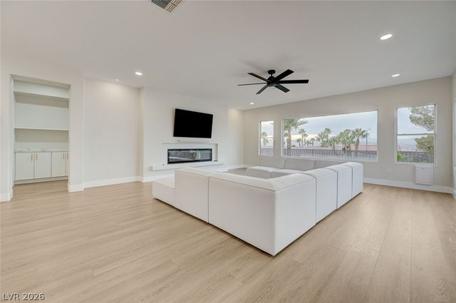 2099 Mountain City Street, Henderson, NV 89052