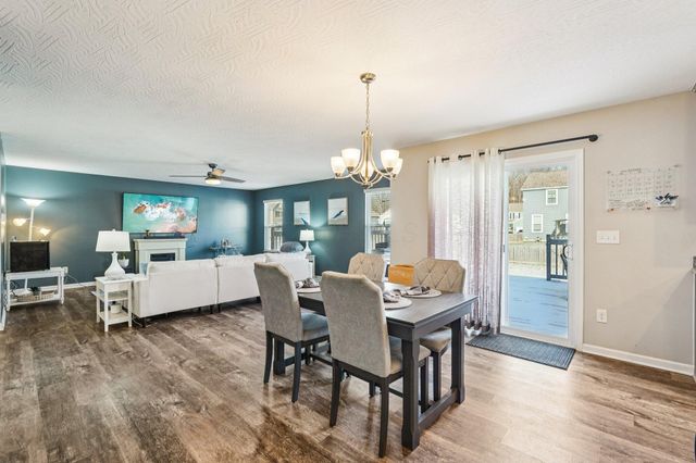 130 Cedar Creek Street, Delaware, OH 43015