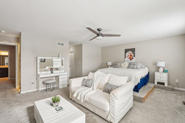 130 Cedar Creek Street, Delaware, OH 43015