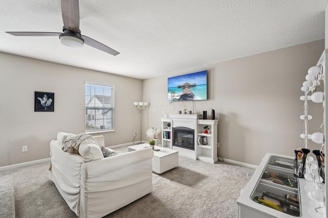 130 Cedar Creek Street, Delaware, OH 43015