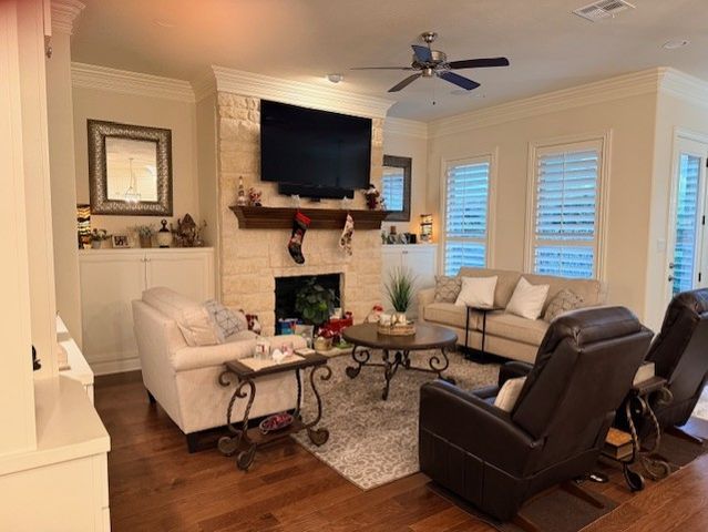 5153 Stonewater Loop, College Station, TX 77845