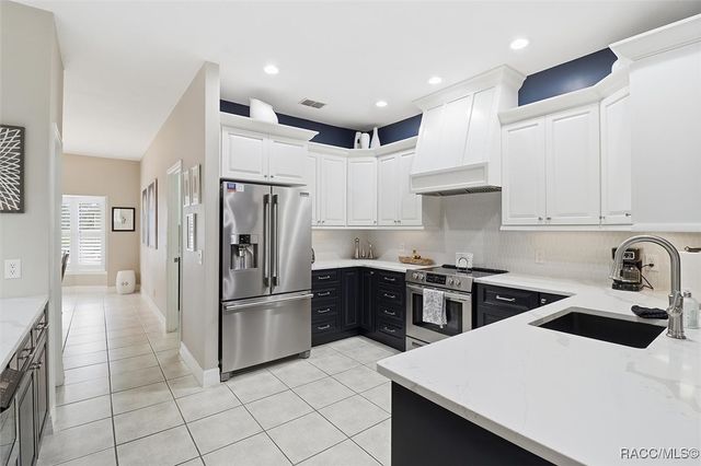 3351 N Hidden Valley Point, Lecanto, FL 34461