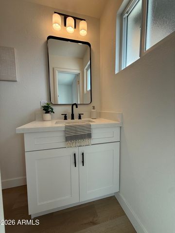 3823 W EARLL Drive, Phoenix, AZ 85019