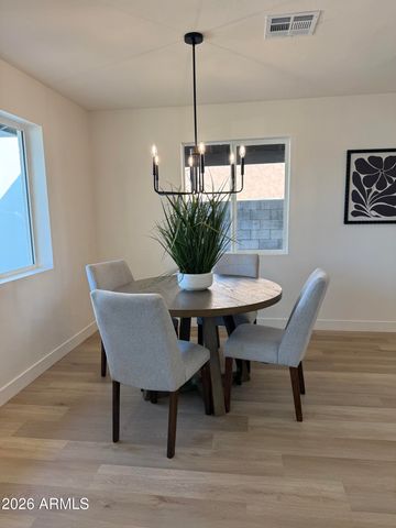 3823 W EARLL Drive, Phoenix, AZ 85019