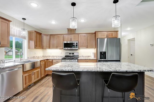 2491 N Cottage Hill Drive, Palmer, AK 99645