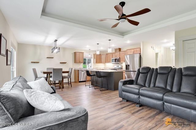 2491 N Cottage Hill Drive, Palmer, AK 99645