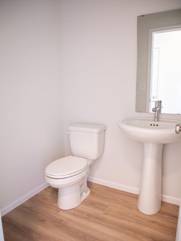 8603 61 Street S, Horace, ND 58047