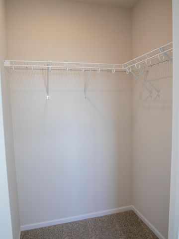 8603 61 Street S, Horace, ND 58047