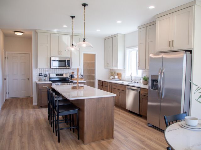 8603 61 Street S, Horace, ND 58047