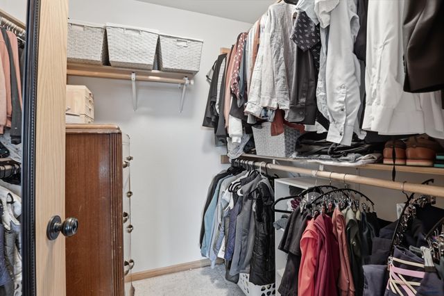 672 EARLEEN ST, Rapid City, SD 57701