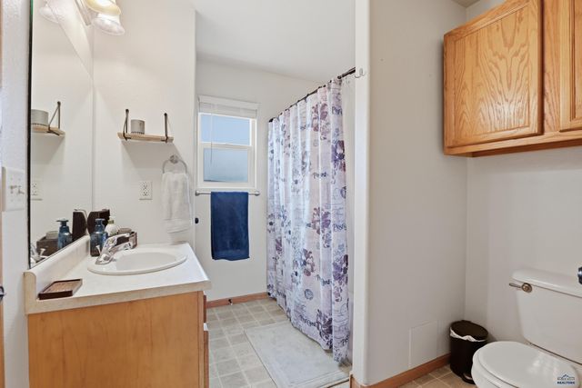 672 EARLEEN ST, Rapid City, SD 57701