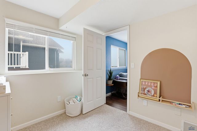 672 EARLEEN ST, Rapid City, SD 57701