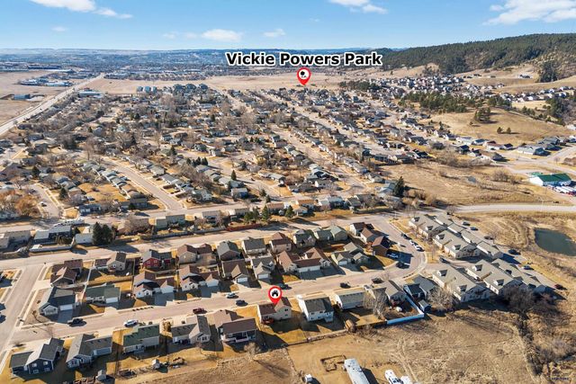 672 EARLEEN ST, Rapid City, SD 57701