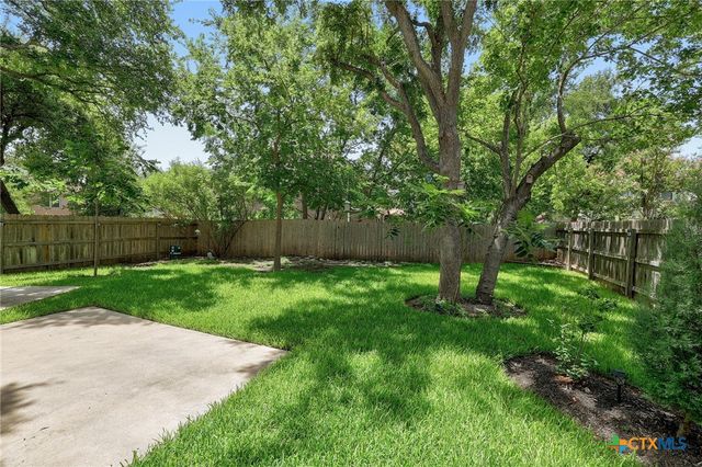 703 Ivy Court, Round Rock, TX 78681