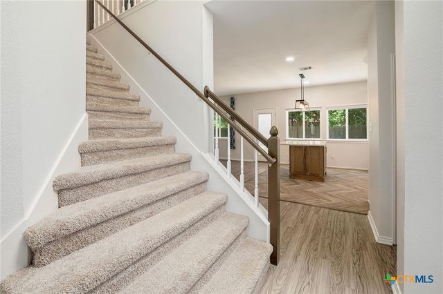 703 Ivy Court, Round Rock, TX 78681