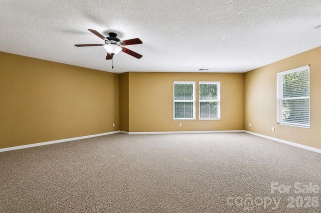 5623 Hammermill Drive, Harrisburg, NC 28075