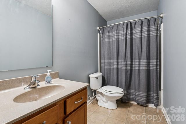 5623 Hammermill Drive, Harrisburg, NC 28075