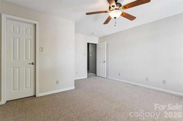 5623 Hammermill Drive, Harrisburg, NC 28075
