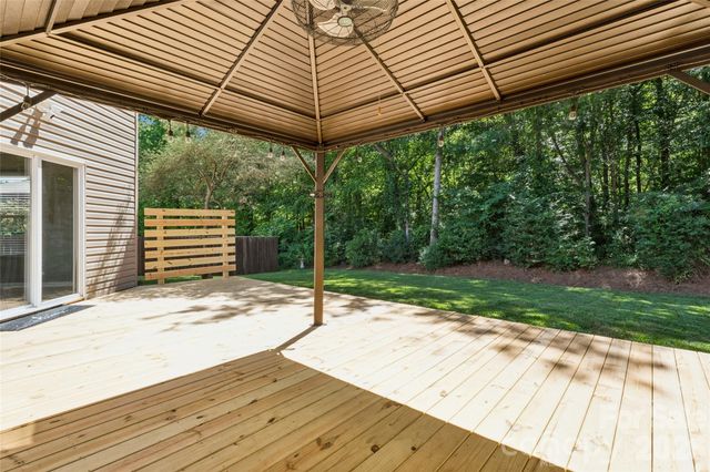5623 Hammermill Drive, Harrisburg, NC 28075