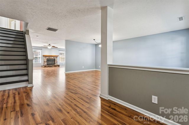 5623 Hammermill Drive, Harrisburg, NC 28075