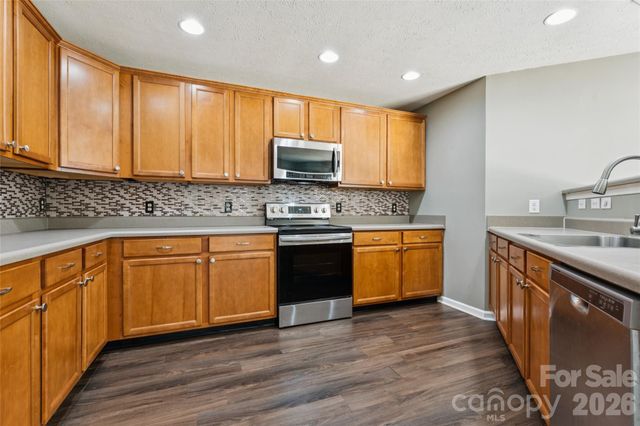5623 Hammermill Drive, Harrisburg, NC 28075