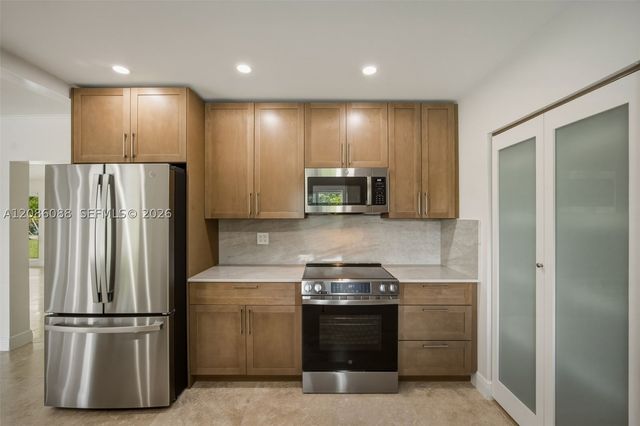 13240 SW 70th Ave, Pinecrest, FL 33156