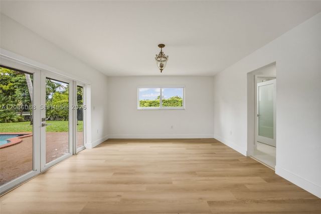 13240 SW 70th Ave, Pinecrest, FL 33156