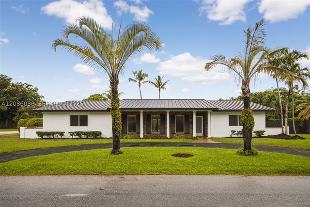 13240 SW 70th Ave, Pinecrest, FL 33156