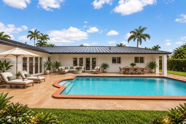 13240 SW 70th Ave, Pinecrest, FL 33156