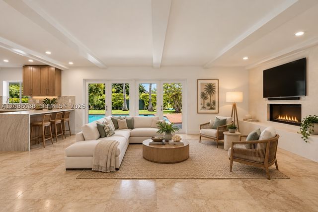13240 SW 70th Ave, Pinecrest, FL 33156