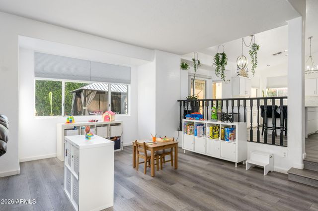 1913 W ASPEN Avenue, Gilbert, AZ 85233